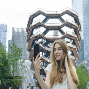 LG V50 ThinQ 미국시장 상륙으로 글로벌 첫 출시
